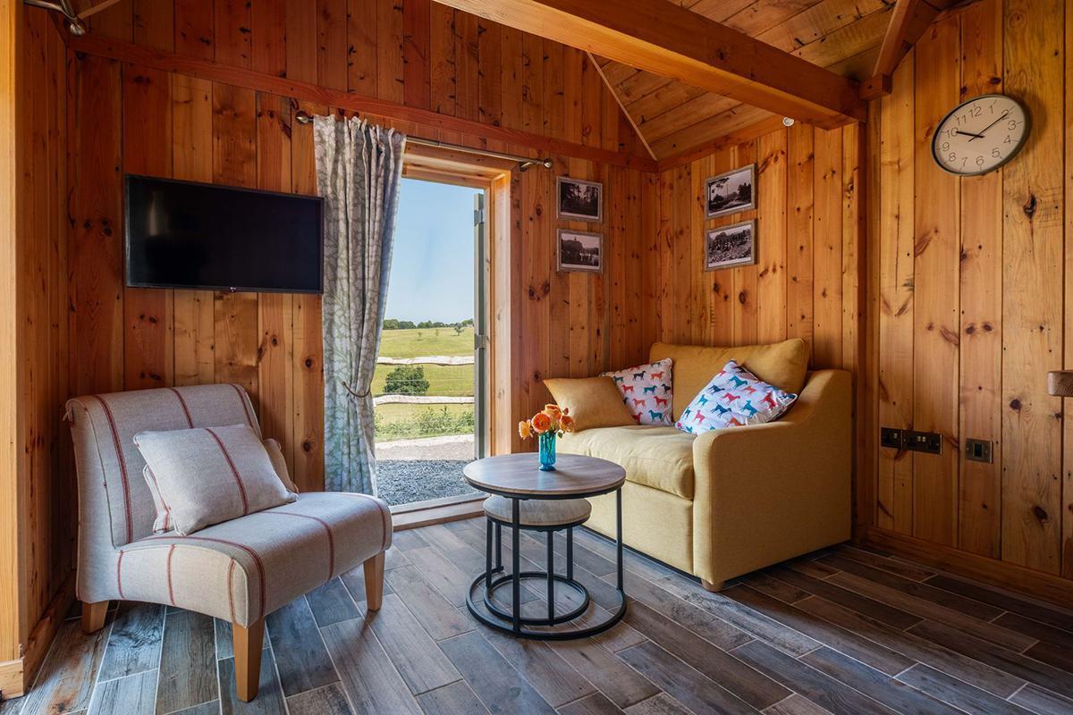 The Kennels cabin at Mountfield Court